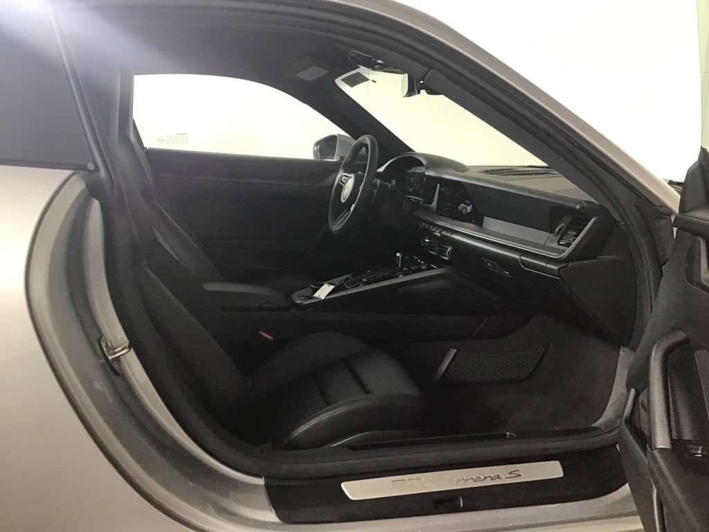 Certified 2025 Porsche 911 Carrera S RWD image 21