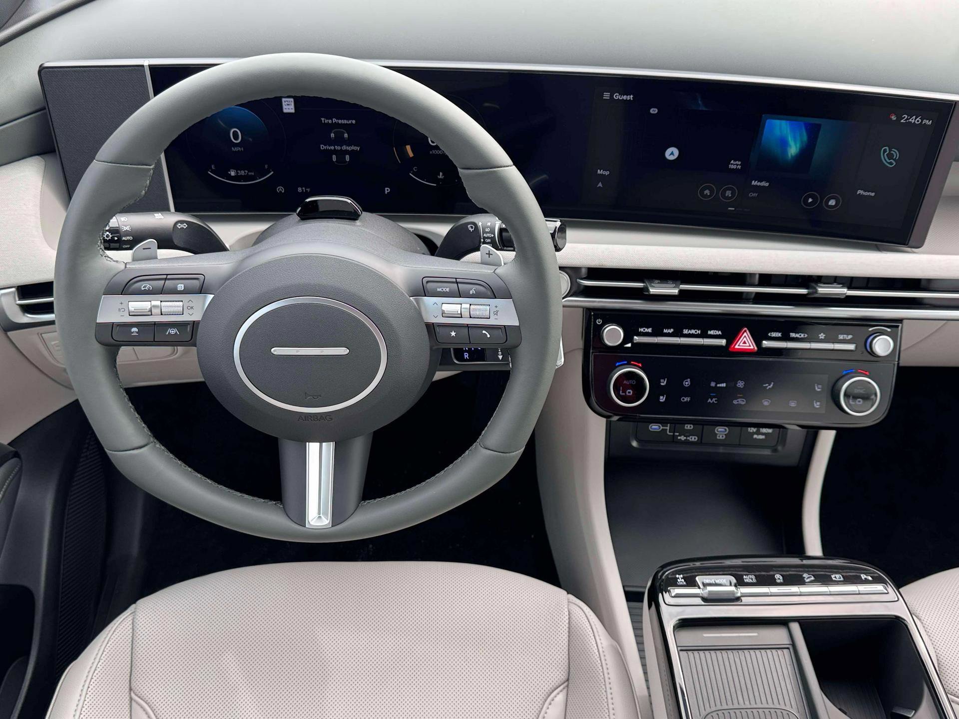 New 2026 Hyundai Tucson Limited image 17