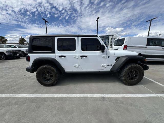 Used 2024 Jeep Wrangler Unlimited AWD/4WD image 9
