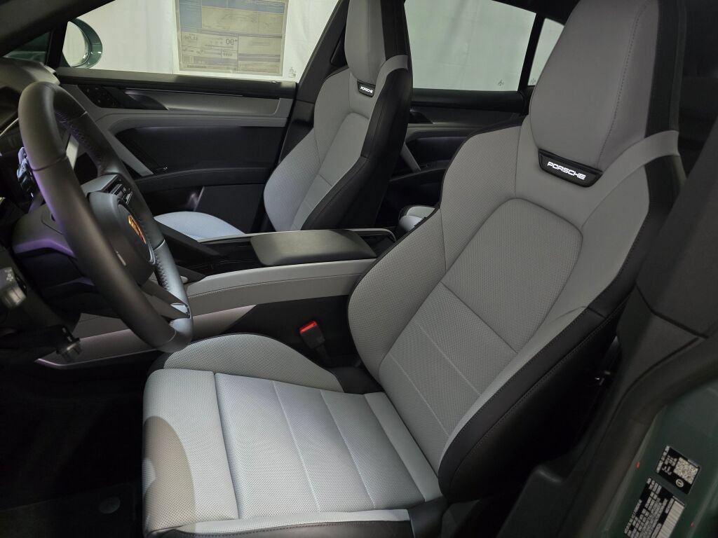 New 2026 Porsche Cayenne Electric AWD/4WD image 5