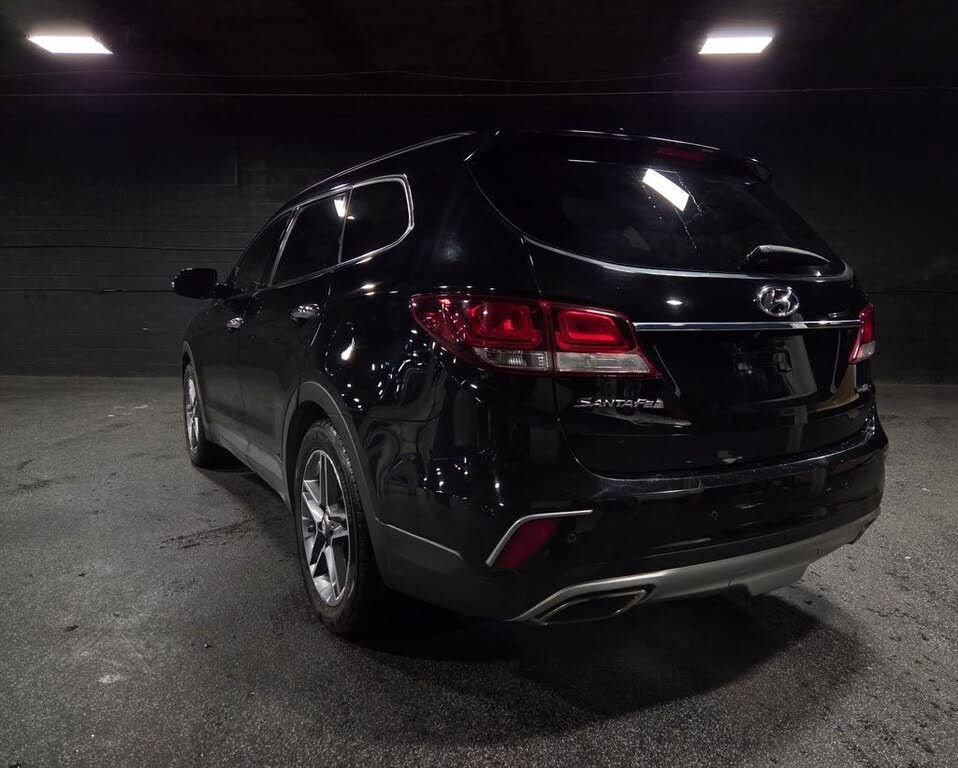 Used 2017 Hyundai Santa Fe SE w/ SE Ultimate Tech Package 03 image 3