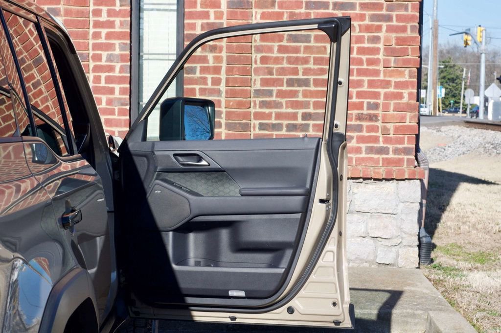 Used 2024 Lexus GX 550 image 37