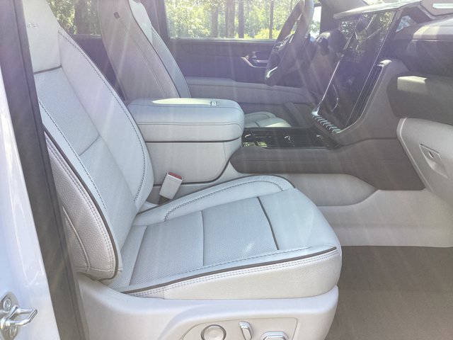New 2026 GMC Yukon Denali w/ Denali Reserve Package AWD/4WD image 27