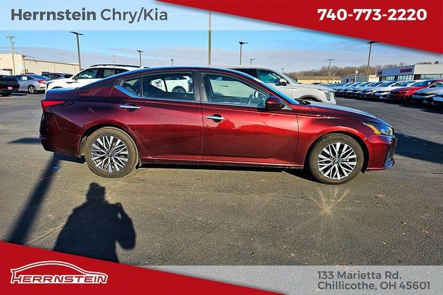 Used 2023 Nissan Altima 2.5 SV image 26