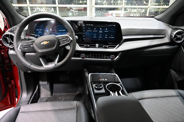 New 2026 Chevrolet Equinox LT w/ Convenience Package II image 11