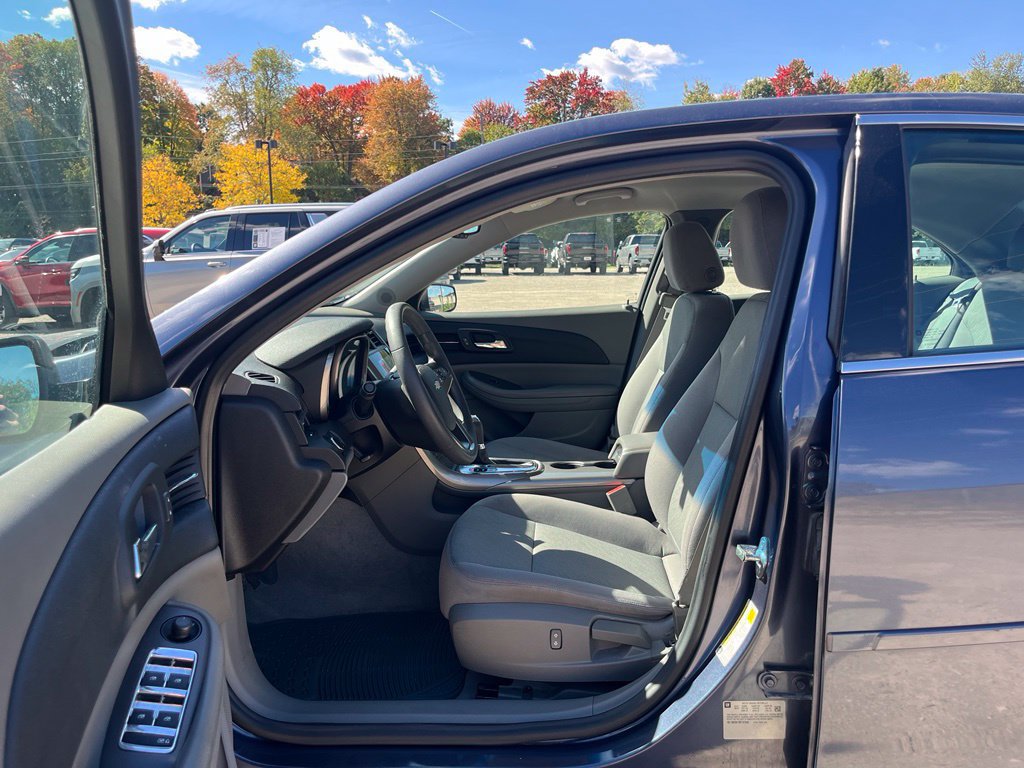 Used 2013 Chevrolet Malibu LS w/ Protection Package FWD image 20