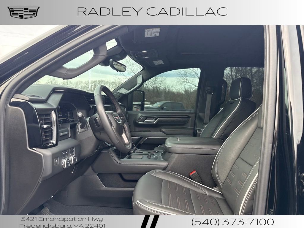 Used 2024 GMC Sierra 2500 AT4X image 3