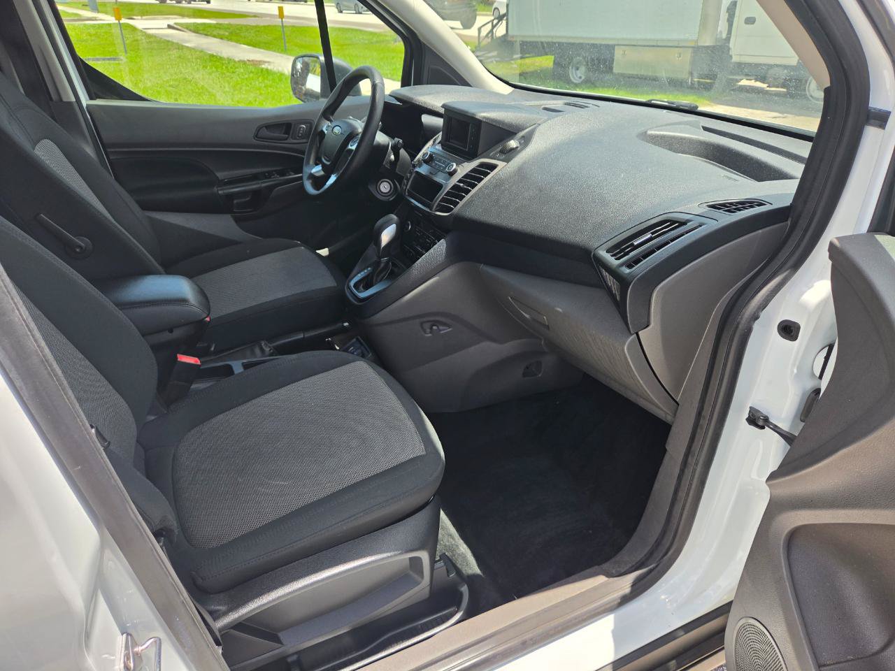 Used 2020 Ford Transit Connect XL FWD image 16
