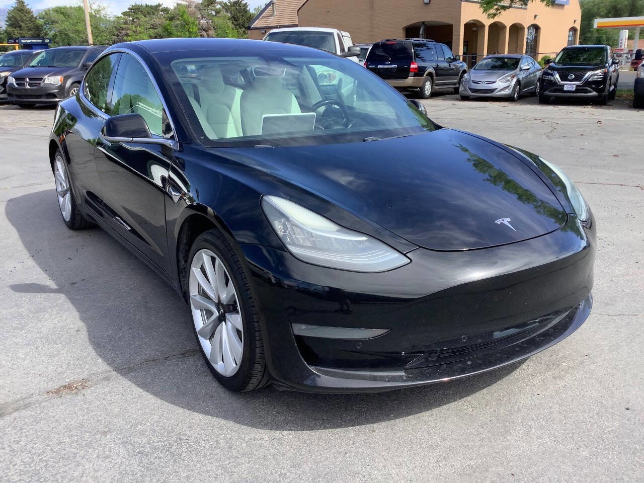 Used 2019 Tesla Model 3 Standard Range Plus RWD image 6