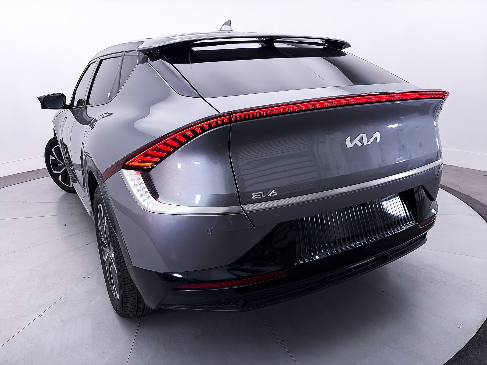Certified 2024 Kia EV6 Wind RWD image 9