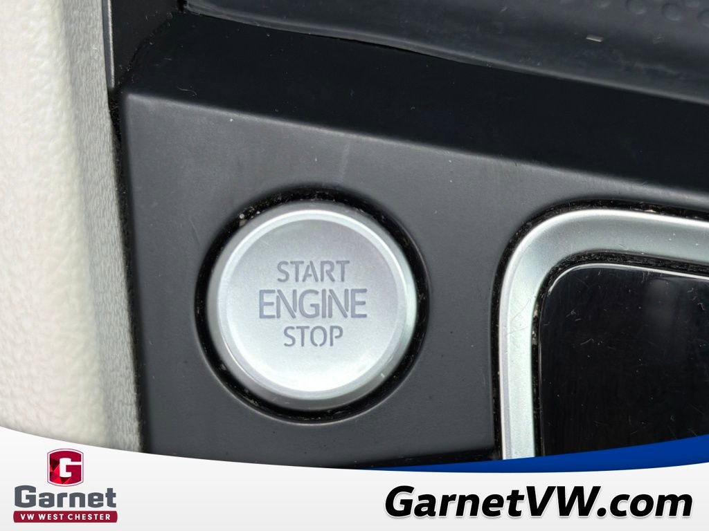 Used 2020 Volkswagen Jetta SE w/ SE Cold Weather Package image 36