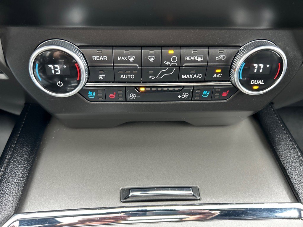 Used 2021 Ford Expedition Max XLT image 36