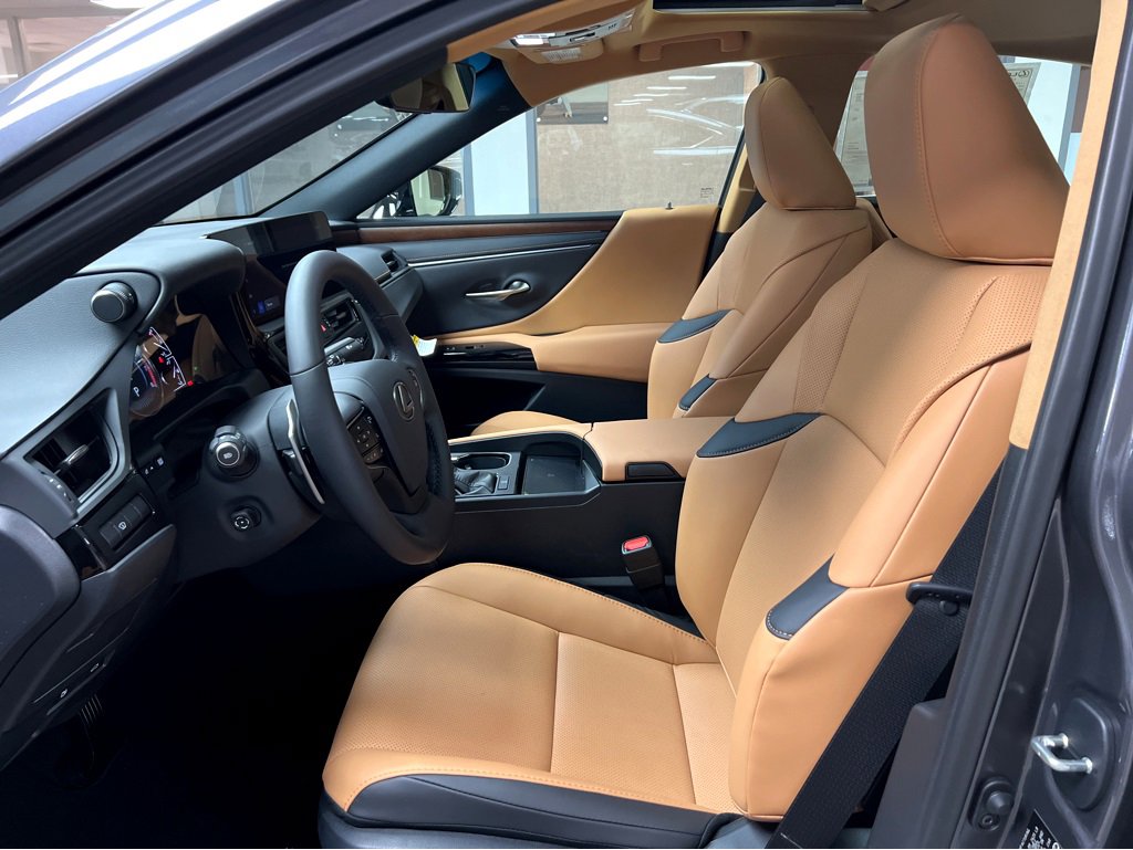 New 2025 Lexus ES 350 w/ Premium Package image 9