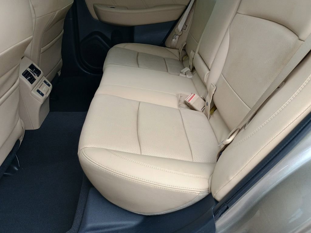 Used 2018 Subaru Outback 2.5i Limited w/ Popular Package #2 image 16