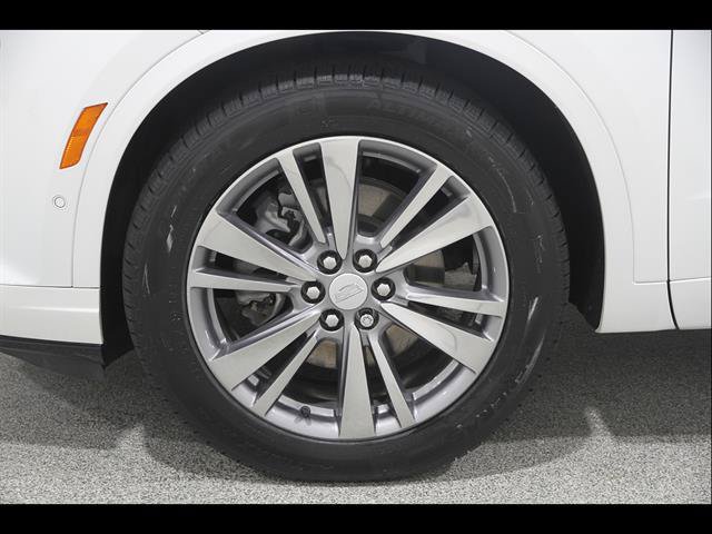 Used 2024 Cadillac XT6 Premium Luxury w/ Technology Package AWD/4WD image 25