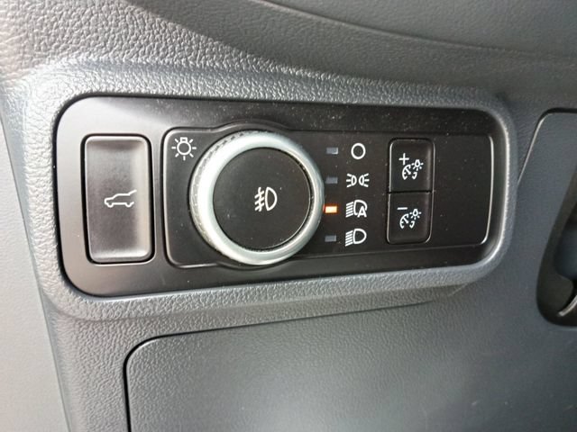 Used 2025 Ford Explorer ST-Line w/ ST-Line Street Pack AWD/4WD image 10