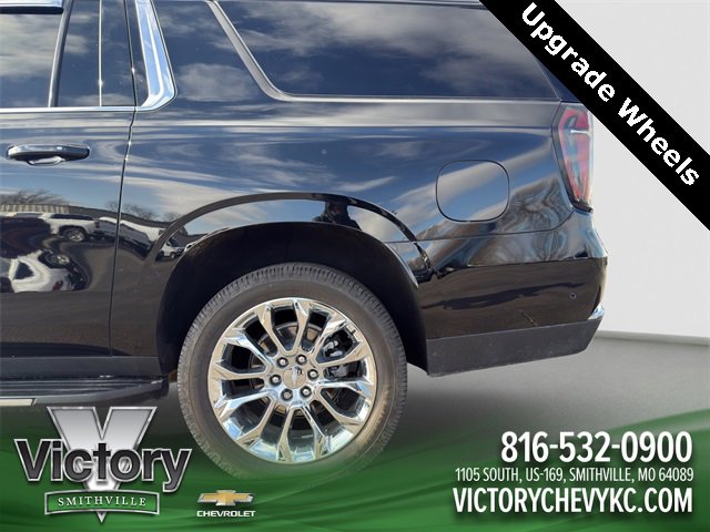 Used 2025 Chevrolet Suburban LS image 21