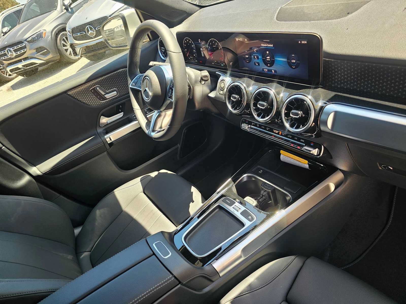 New 2026 Mercedes-Benz GLB 250 image 11