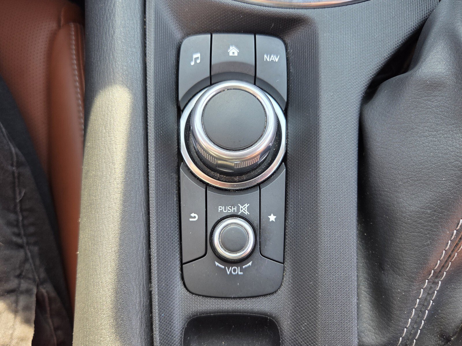 Used 2023 MAZDA MX-5 Miata Grand Touring RWD image 24