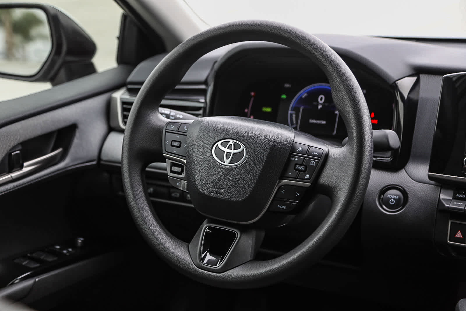 Certified 2025 Toyota Camry LE w/ Convenience Package image 14