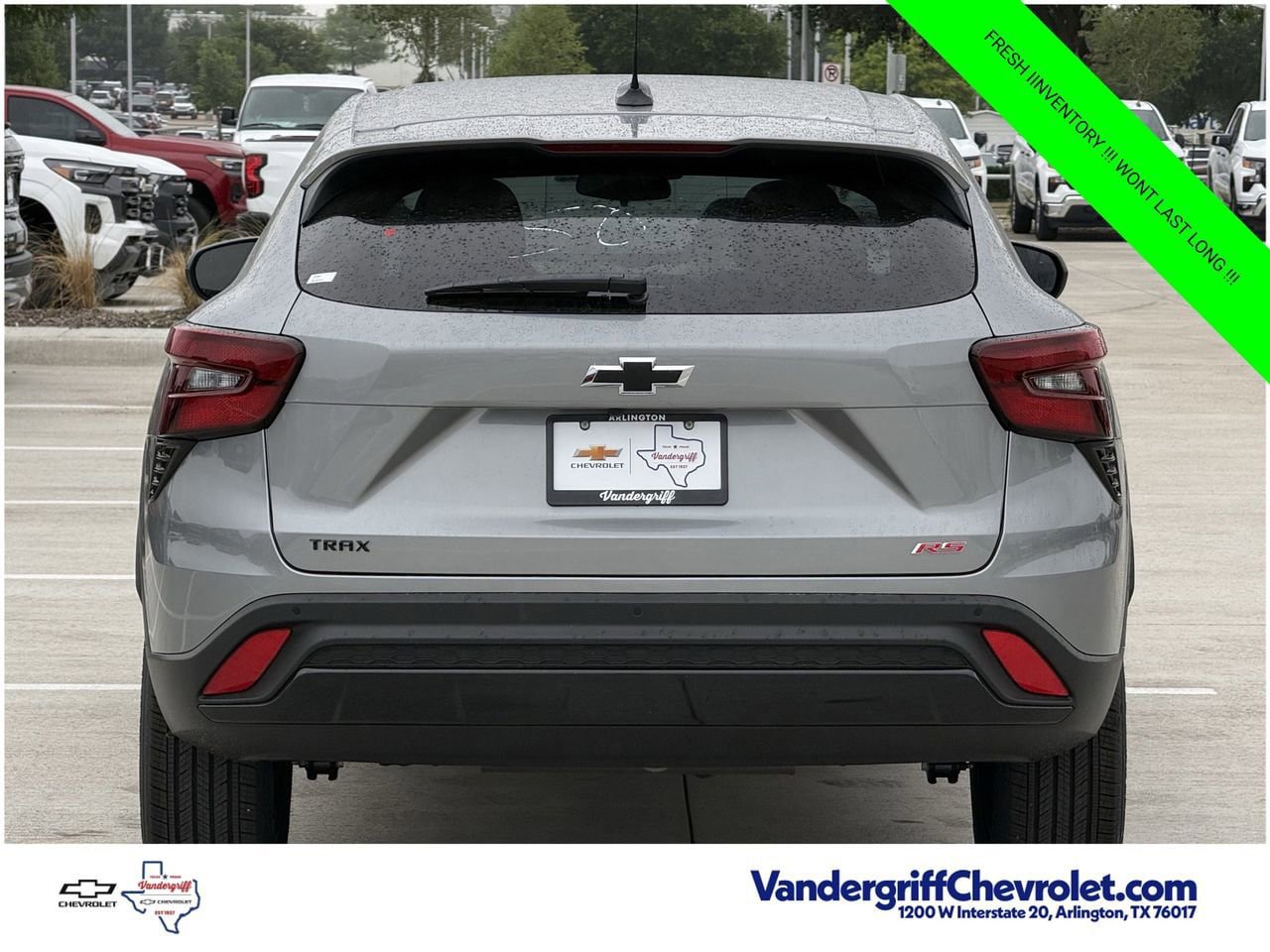 New 2026 Chevrolet Trax RS w/ Sunroof Package FWD image 5