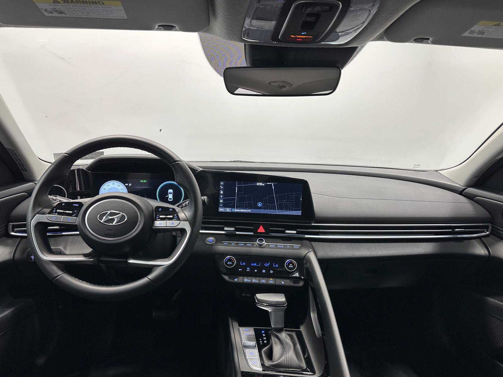 Certified 2023 Hyundai Elantra Limited FWD image 22