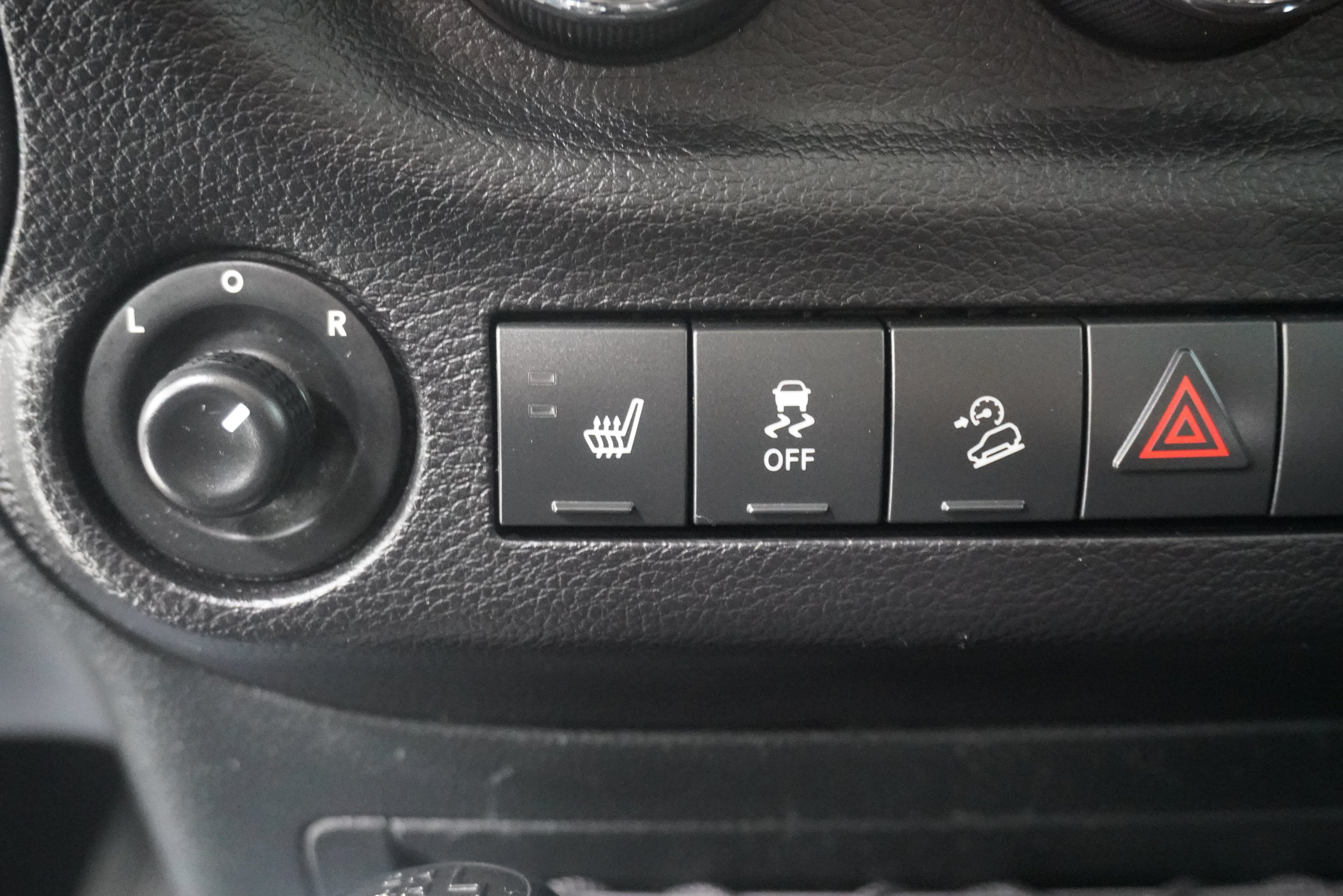 Used 2017 Jeep Wrangler Rubicon w/ Power Convenience Group AWD/4WD image 23