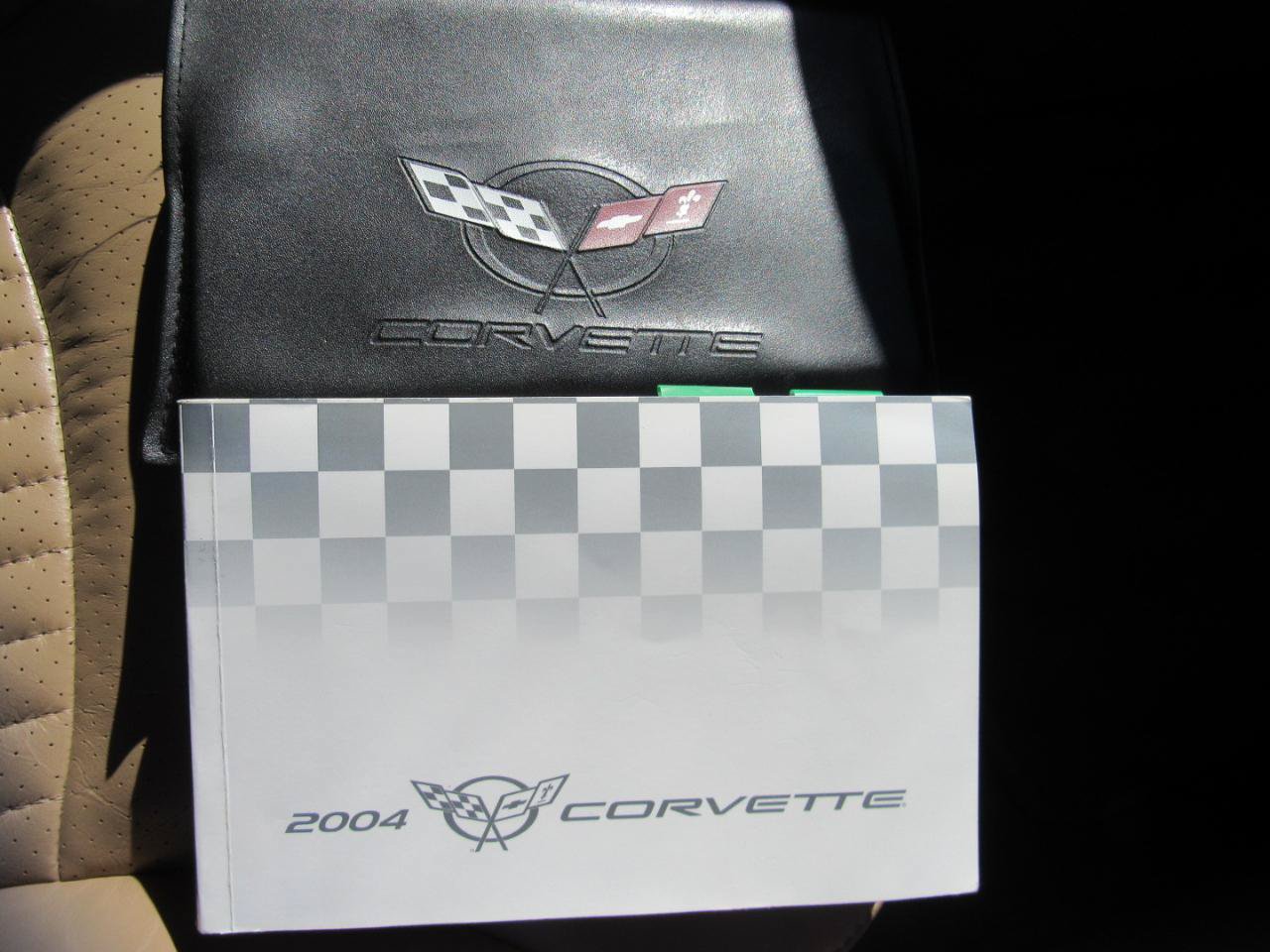 Used 2004 Chevrolet Corvette Convertible w/ Preferred Equipment Group RWD image 34