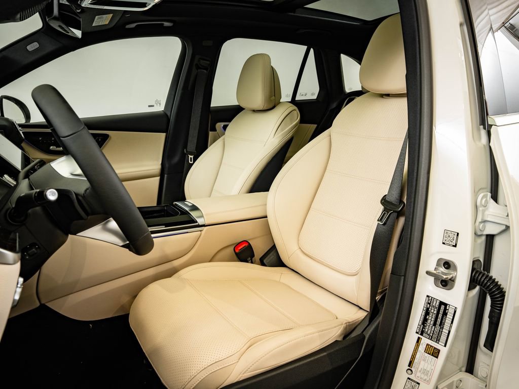 New 2026 Mercedes-Benz GLC 300 4MATIC image 24