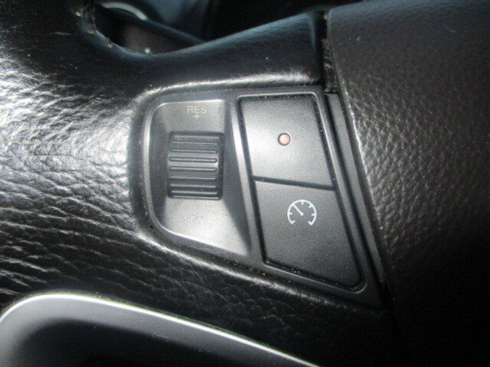 Used 2012 Chevrolet Captiva Sport LT image 31