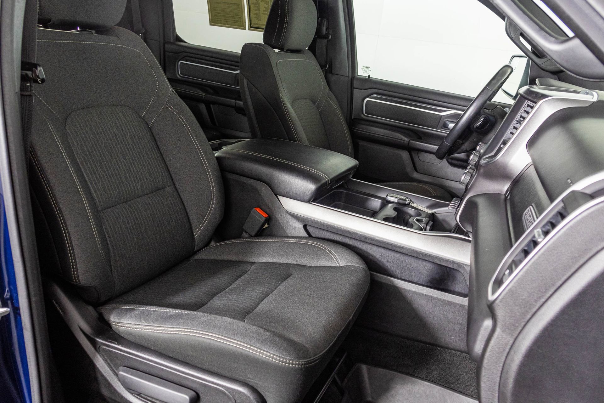 Used 2019 RAM 1500 Big Horn AWD/4WD image 47