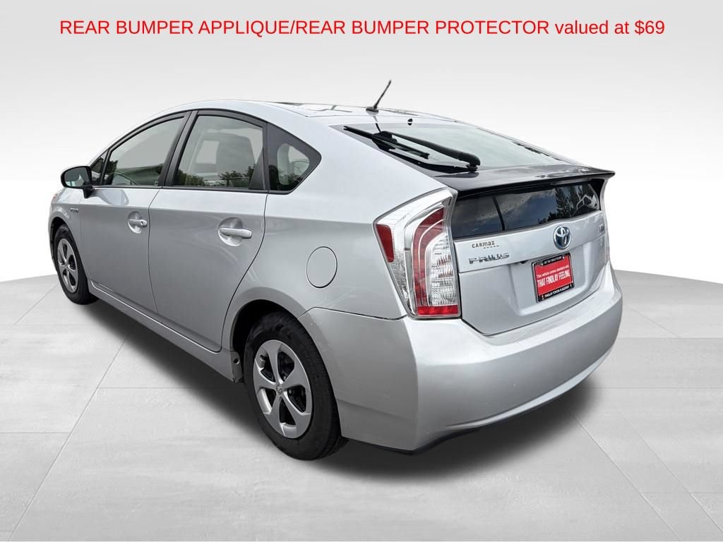 Used 2015 Toyota Prius Two FWD image 5