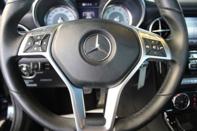 Used 2015 Mercedes-Benz SLK 250 w/ Premium Package image 15