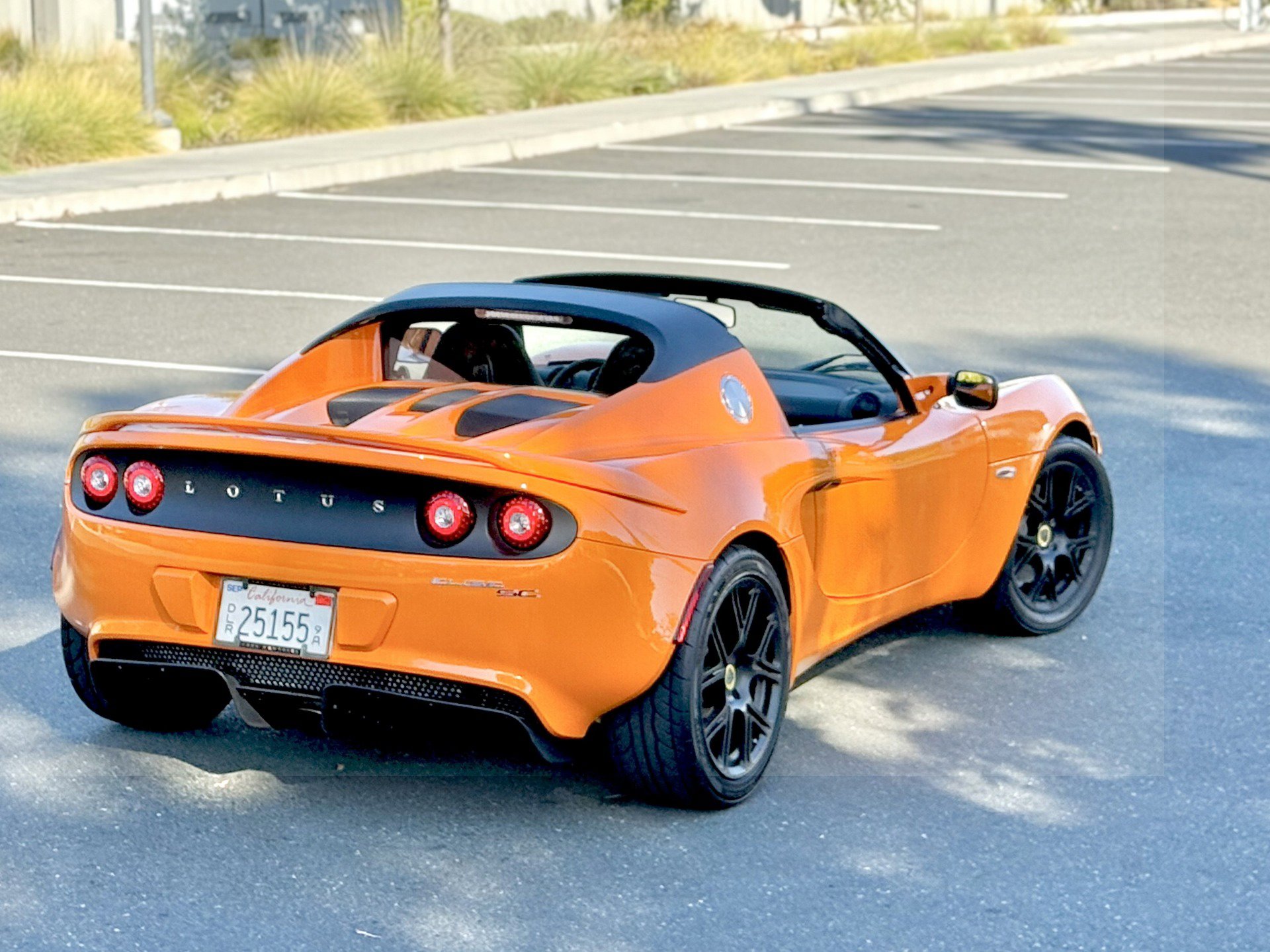 Used 2011 Lotus Elise SC image 2