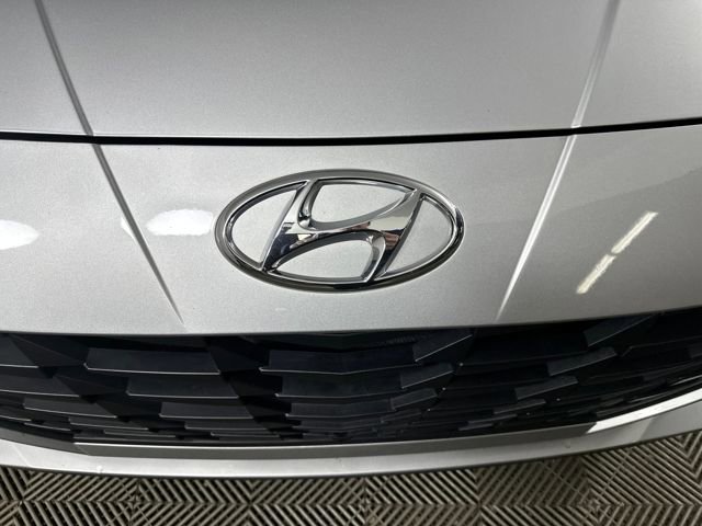 Used 2023 Hyundai Elantra SEL image 9