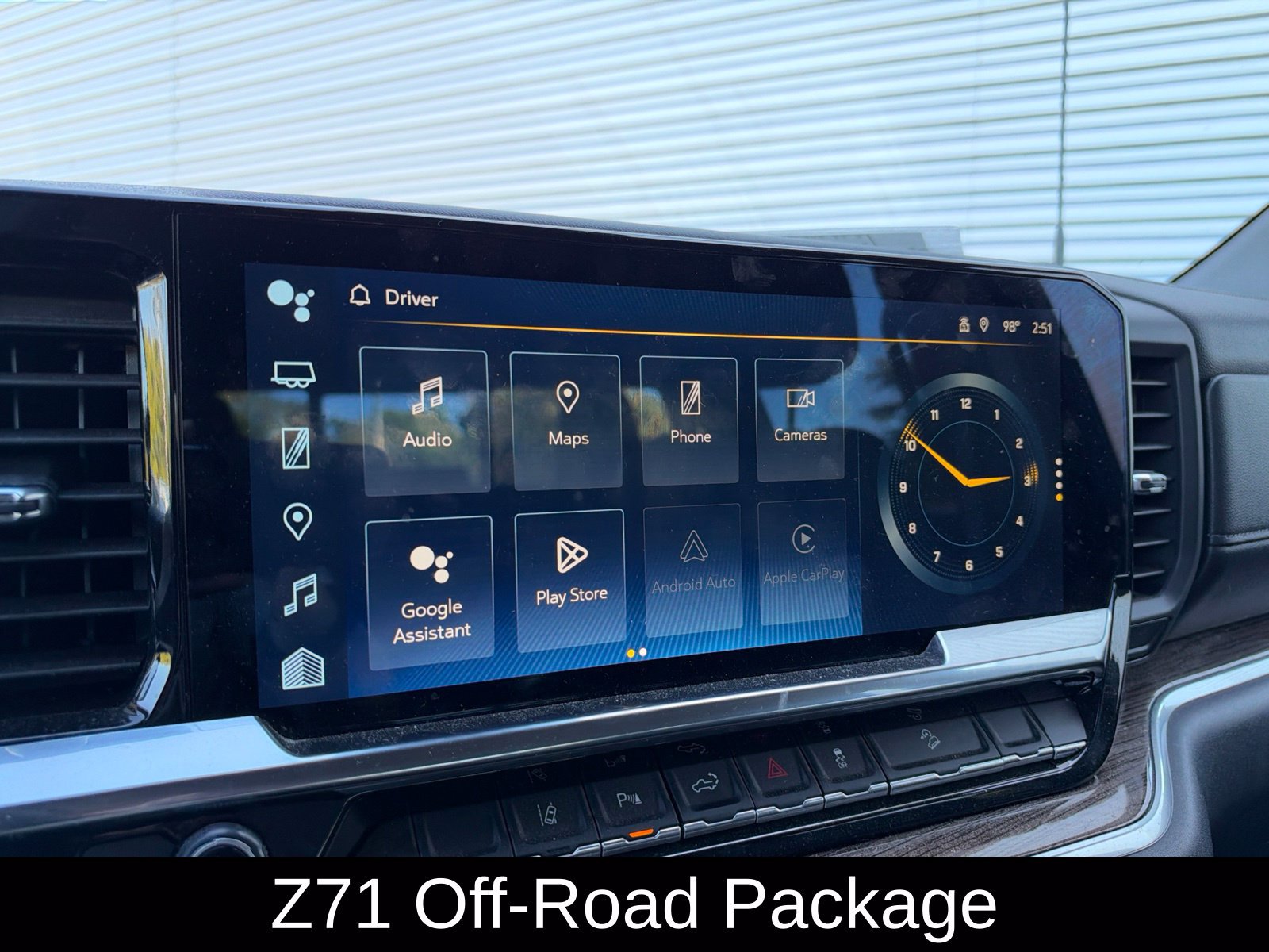 Used 2024 Chevrolet Silverado 2500 LT AWD/4WD image 15