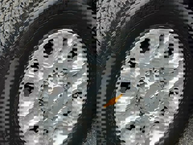 Used 2025 Chevrolet Silverado 2500 LT w/ All Star Edition image 17