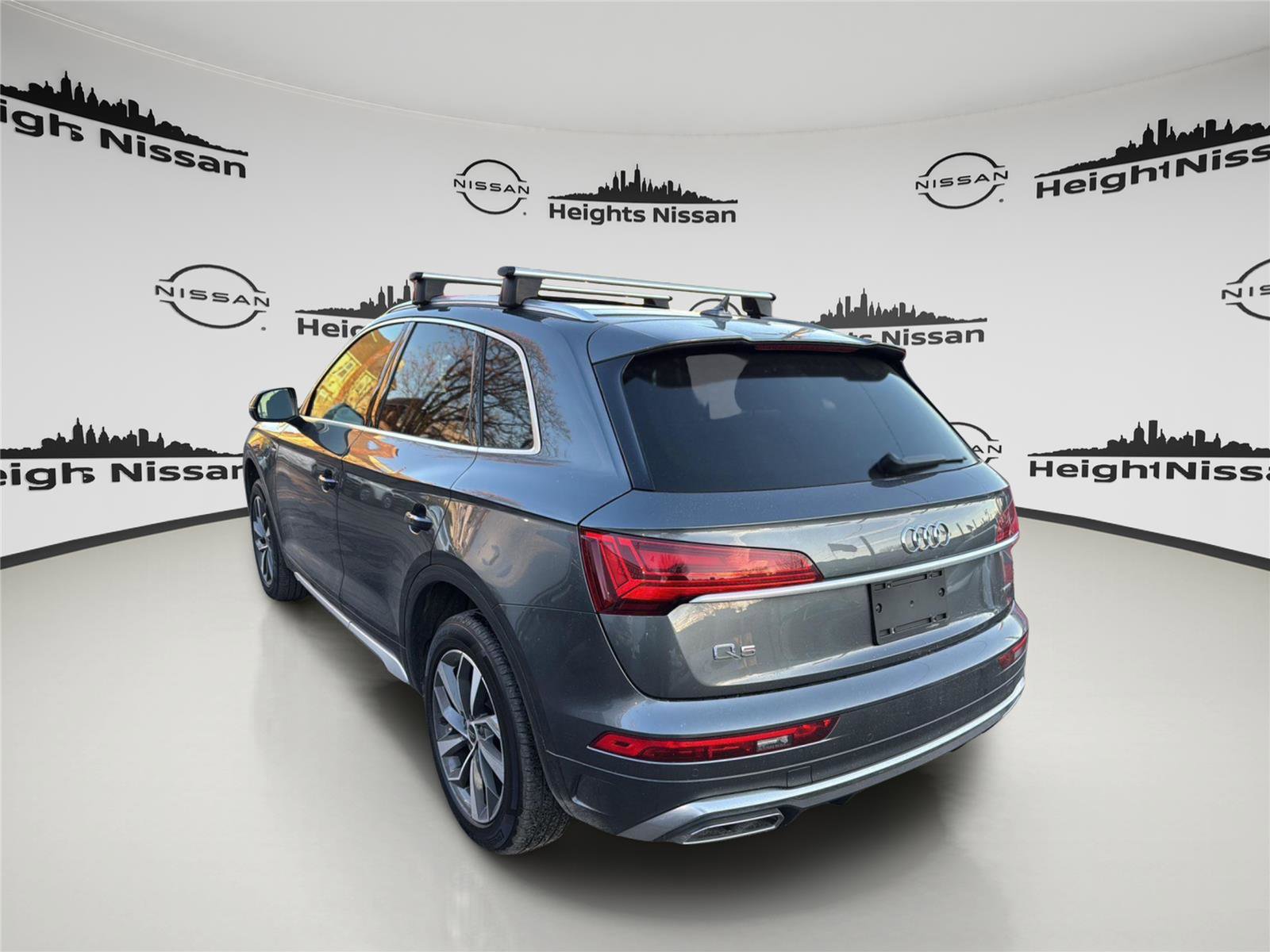 Used 2024 Audi Q5 2.0T Premium Plus image 3