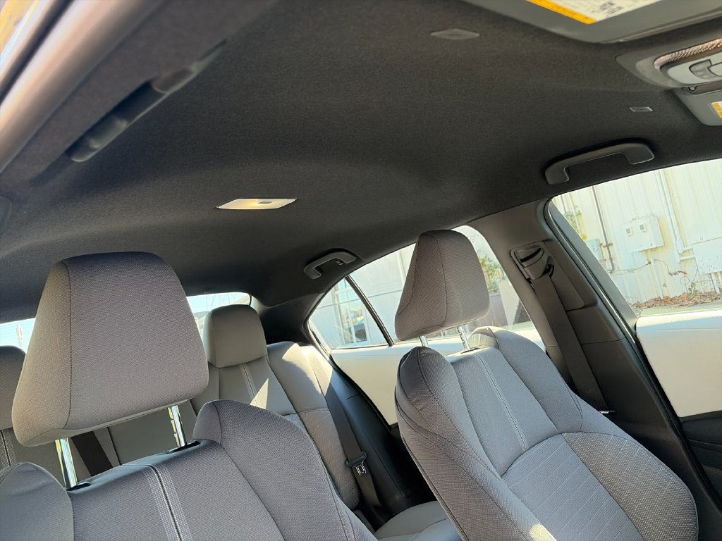 New 2027 Toyota Corolla SE FWD image 17