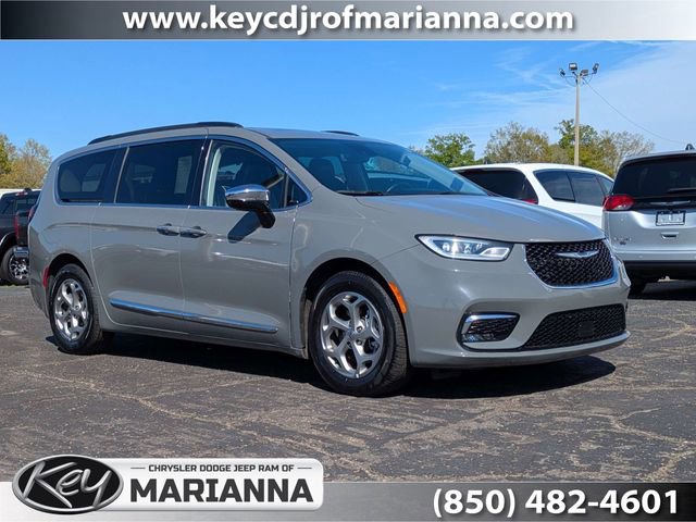Used 2023 Chrysler Pacifica Limited