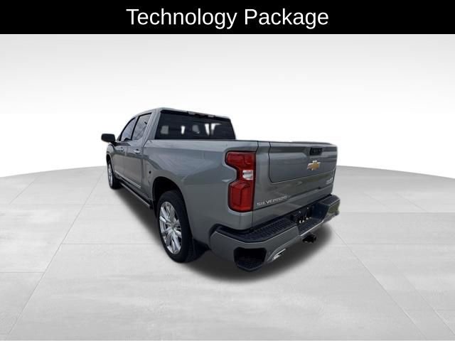 Used 2025 Chevrolet Silverado 1500 High Country image 5