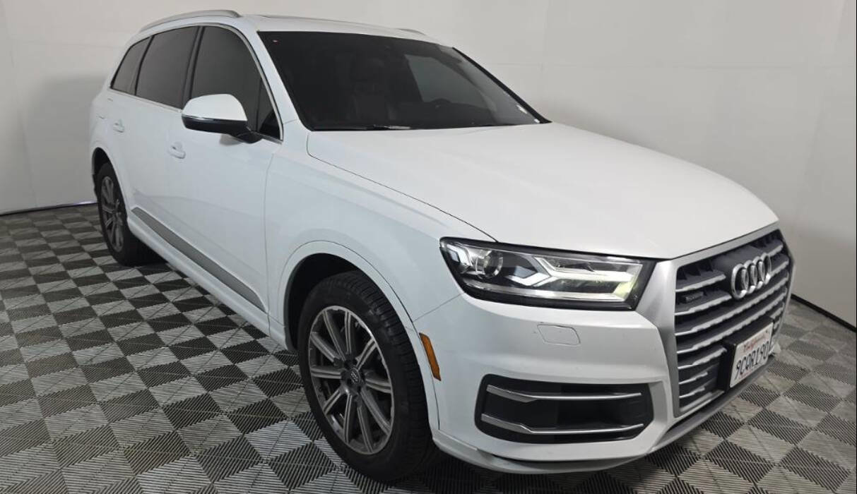 Used 2019 Audi Q7 2.0T Premium w/ Convenience Package image 3