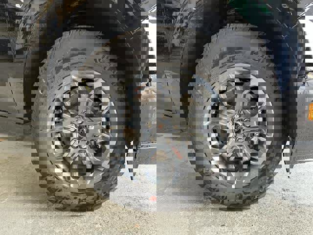 New 2025 Ford Maverick XLT w/ Equipment Group 301A image 29