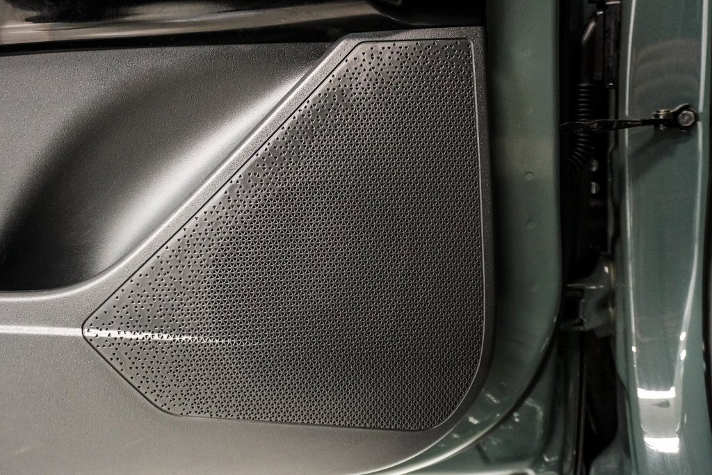 Used 2023 Kia Niro EX Touring image 23