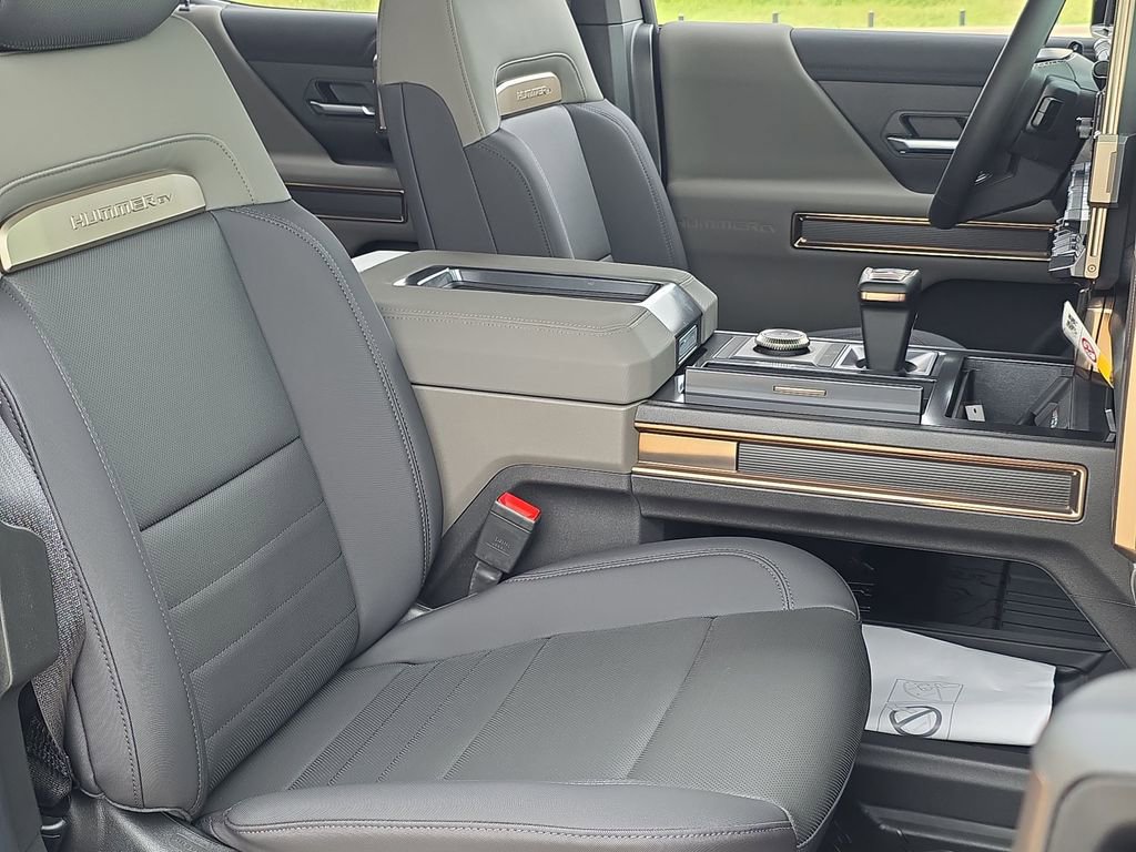 New 2025 GMC Hummer EV 3X w/ LPO, Sport Package image 31