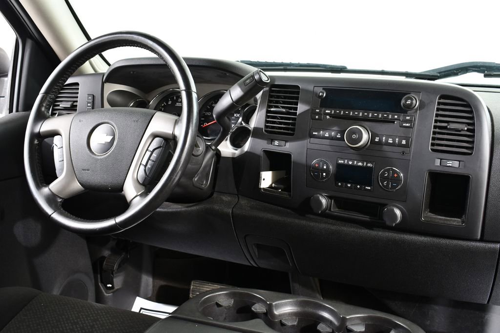 Used 2008 Chevrolet Silverado 1500 LT w/ All Star Edition RWD image 8