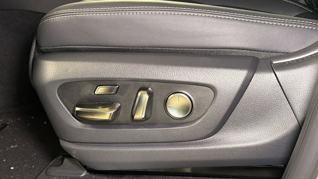 New 2026 Lexus LX 700h Luxury image 29