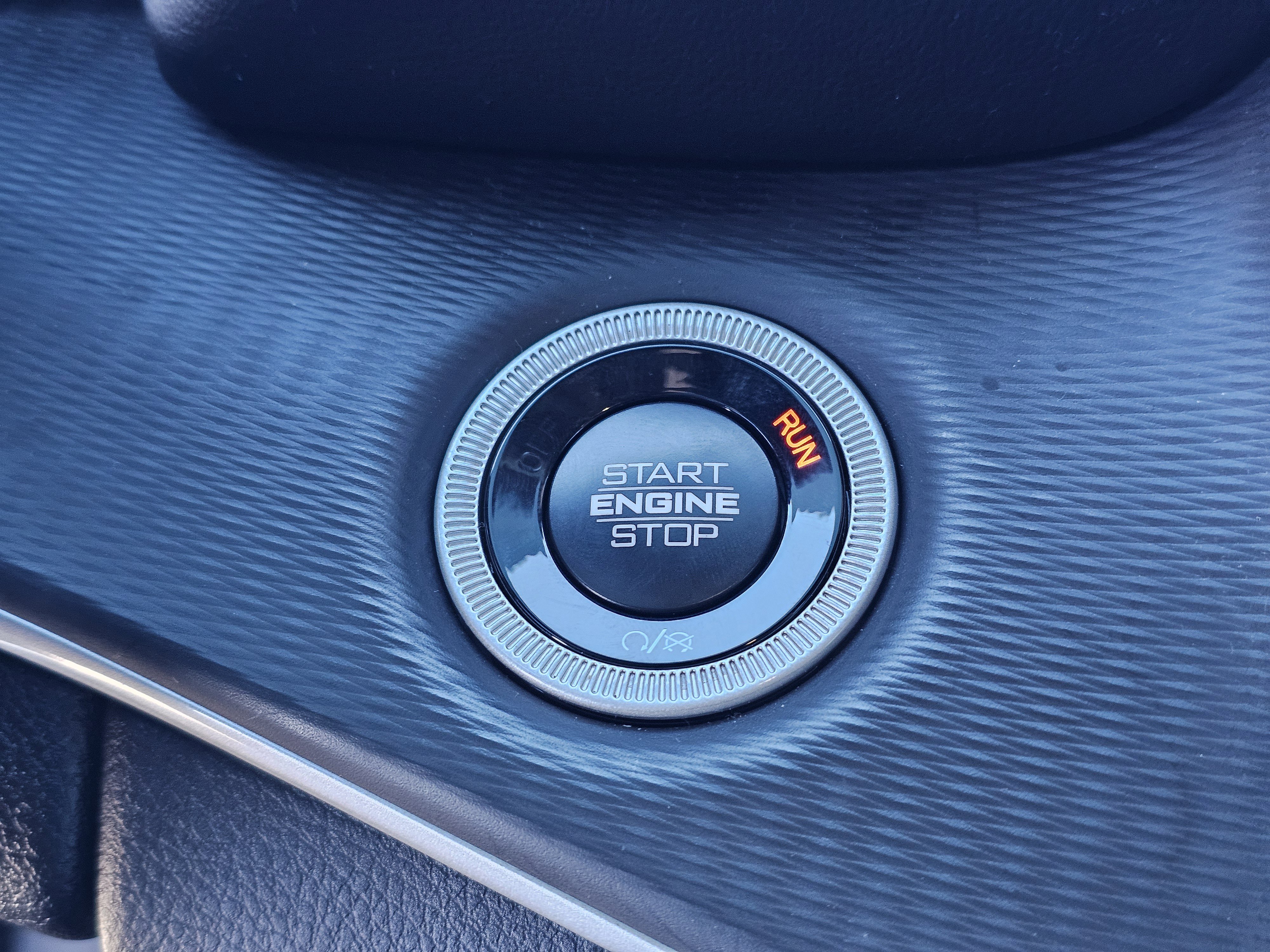 New 2024 Jeep Grand Cherokee Laredo X w/ Luxury Tech Group I image 25