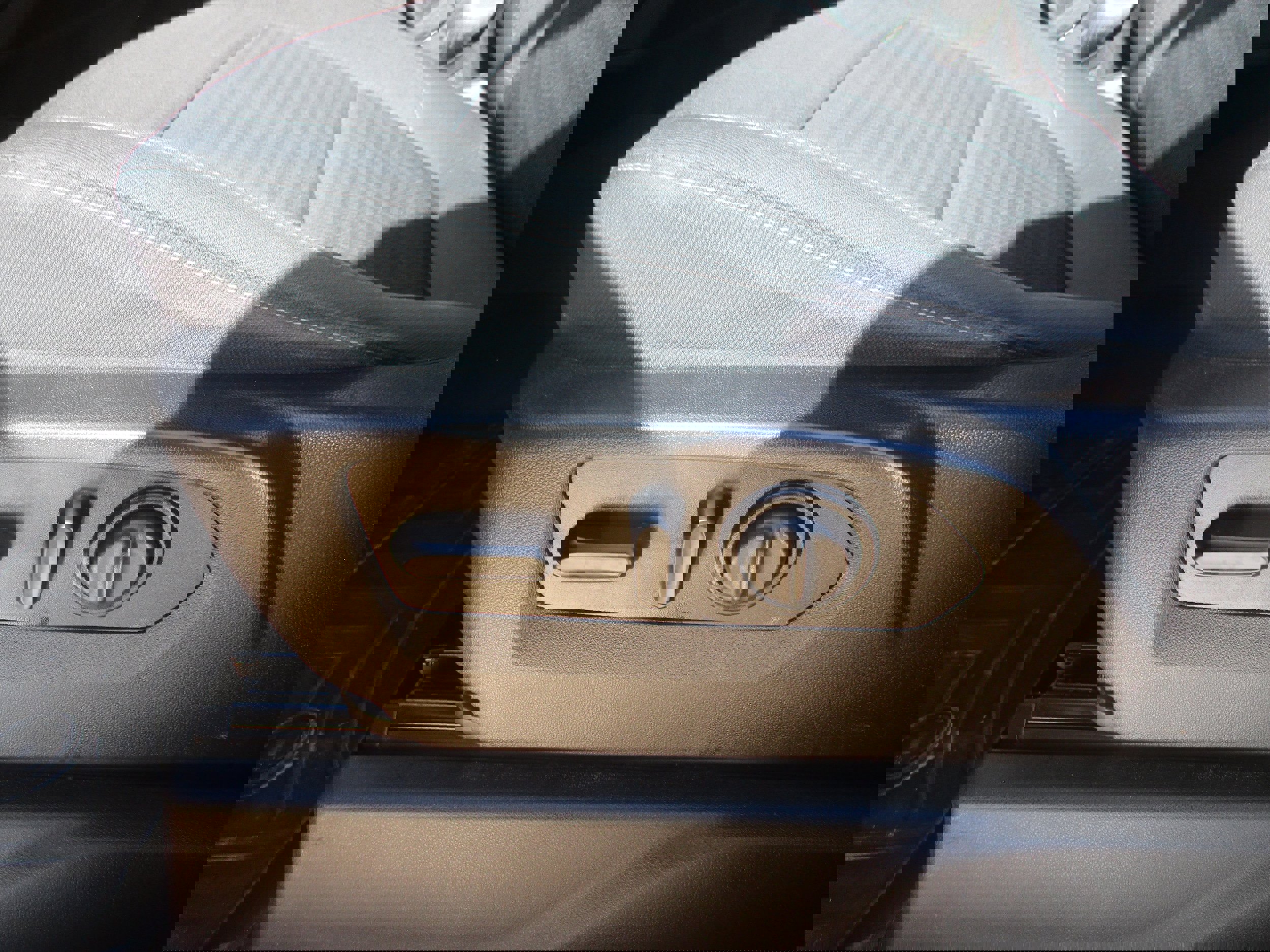 Used 2020 Chevrolet Silverado 1500 LT w/ Texas Edition RWD image 12