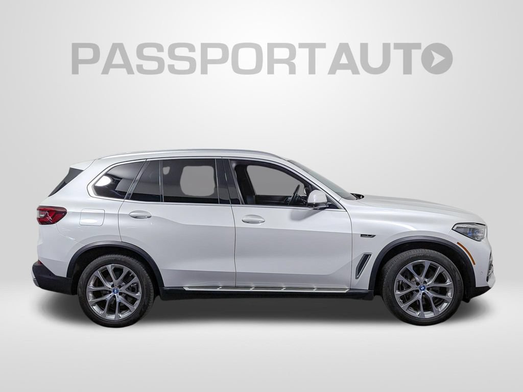 Used 2022 BMW X5 xDrive45e w/ Executive Package AWD/4WD image 8